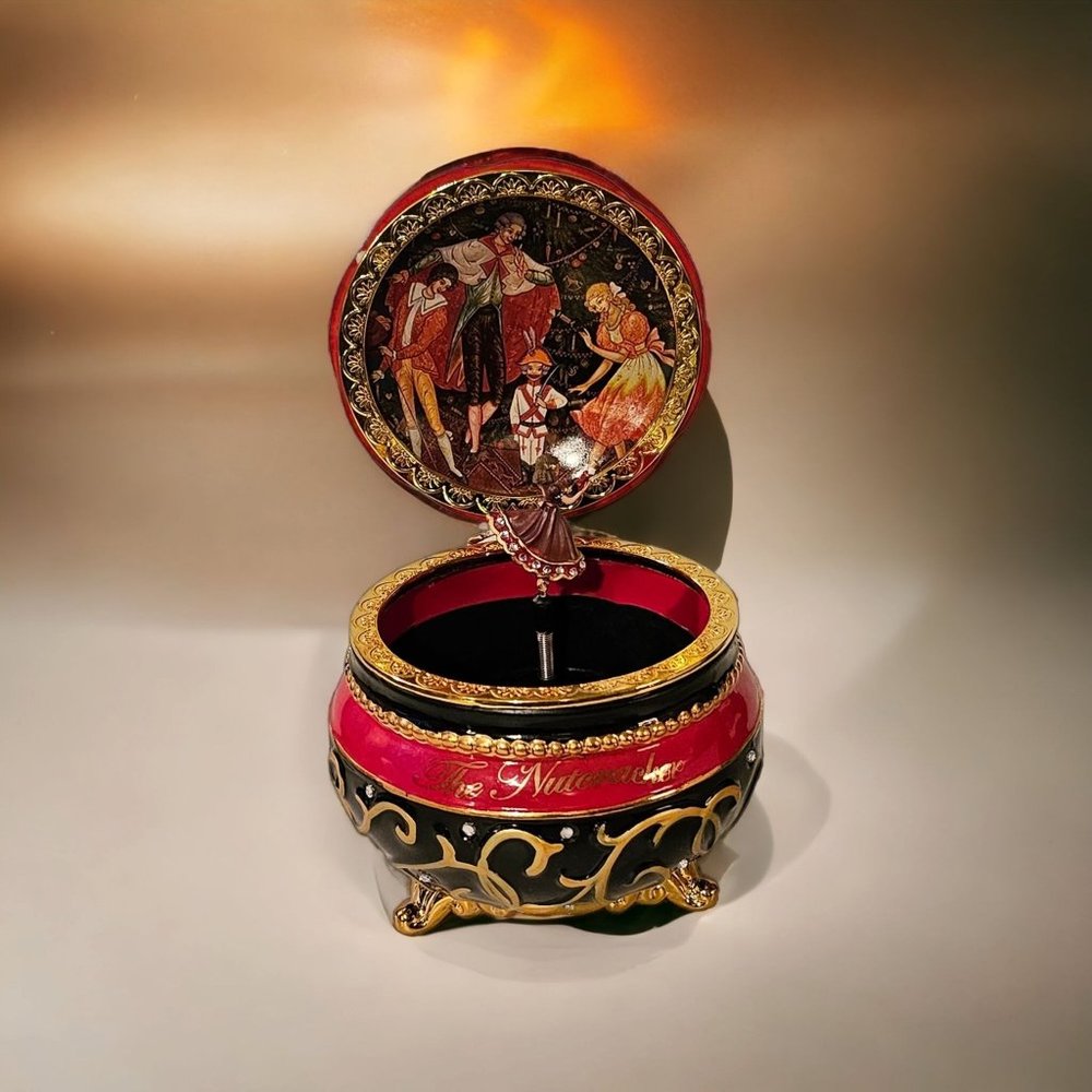 Bradford Exchange Clara and The Nutcracker Dance of Sugar Plum Fairy Music Box - Picture 1 of 12